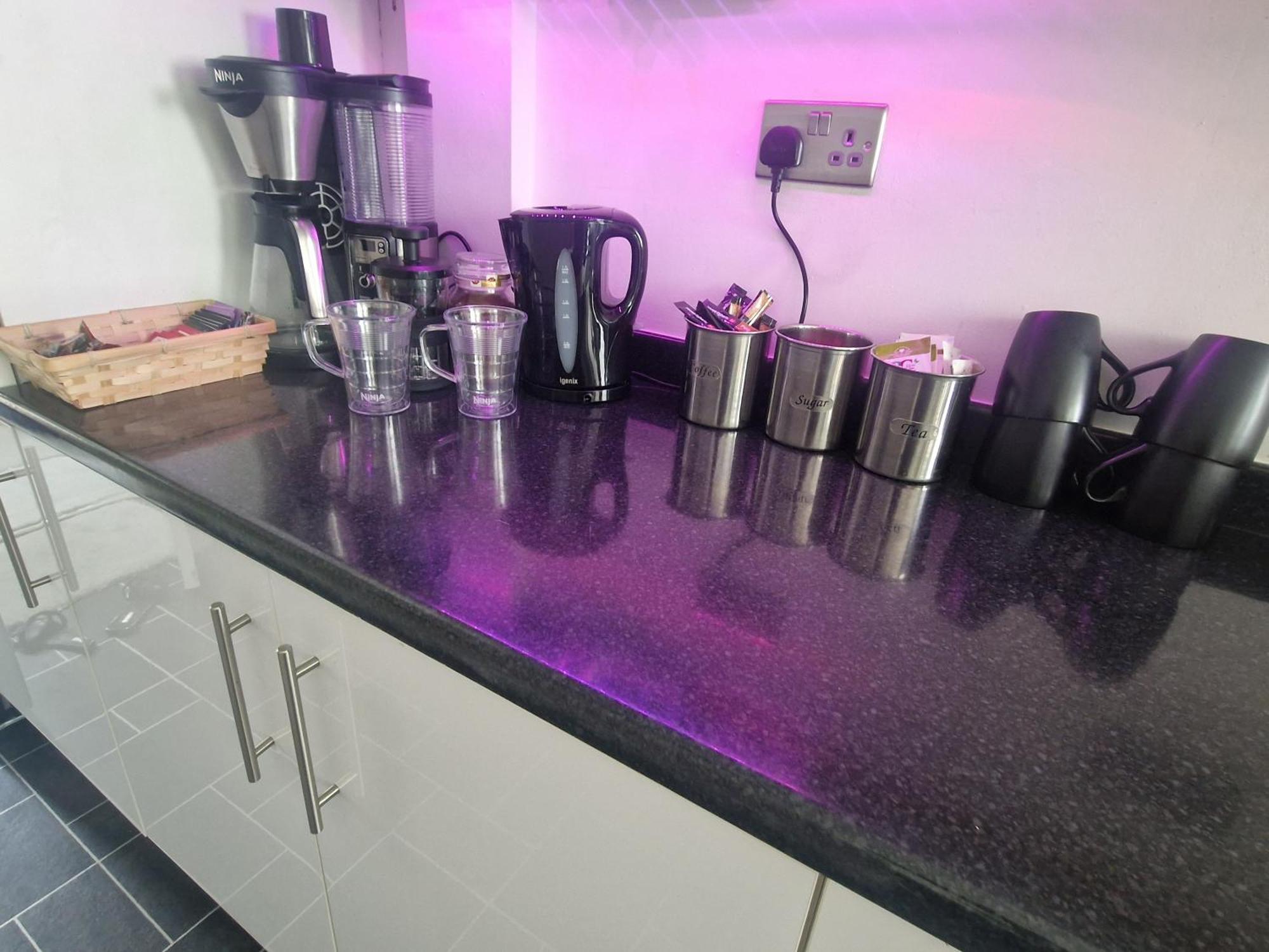 Stylish & Modern 2 Bed House With Free Parking Leeds Leilighet Leeds  Eksteriør bilde